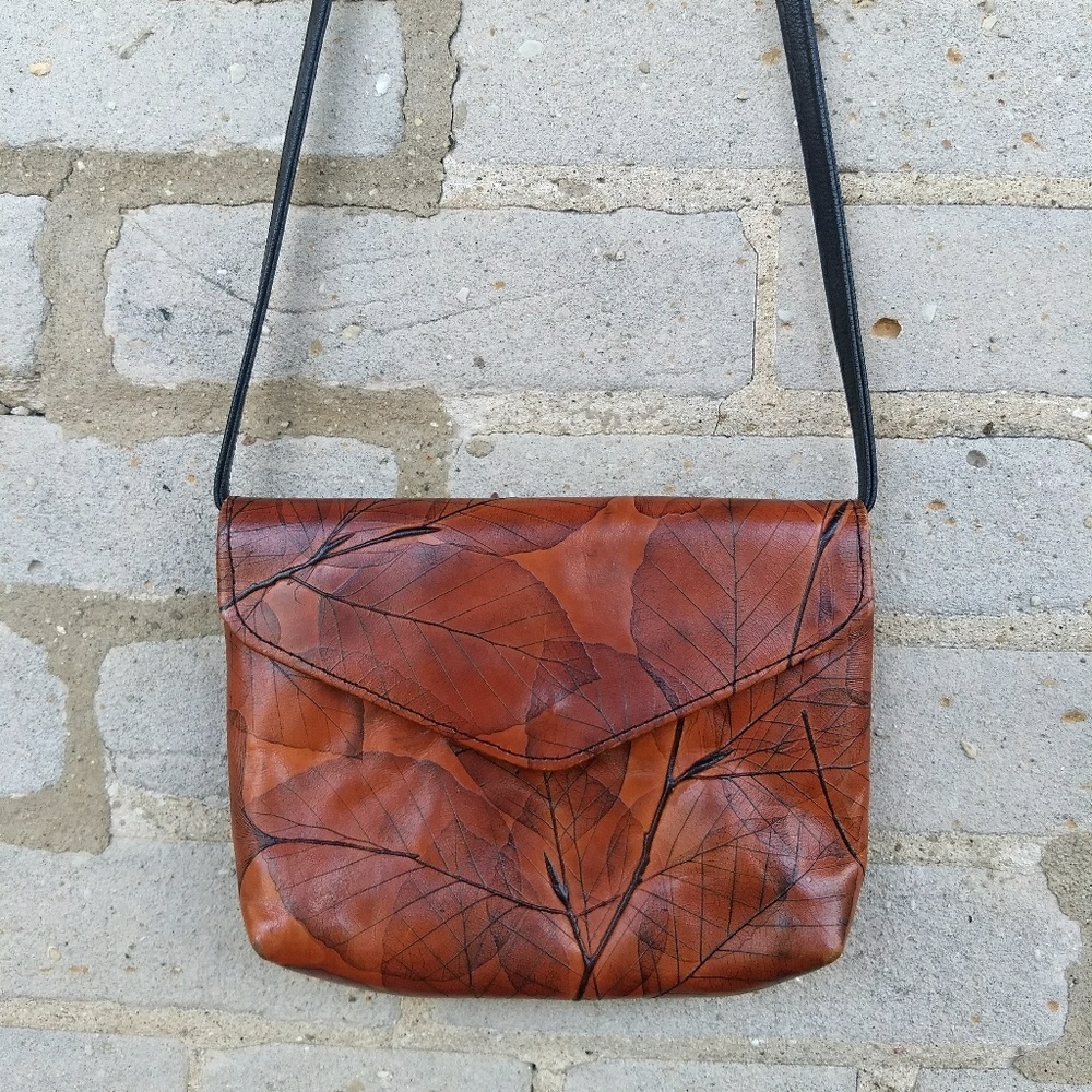 C. L. Whiting Leaf Leather cross body purse